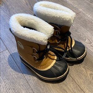 Like New Waterproof Sorel’s Kids